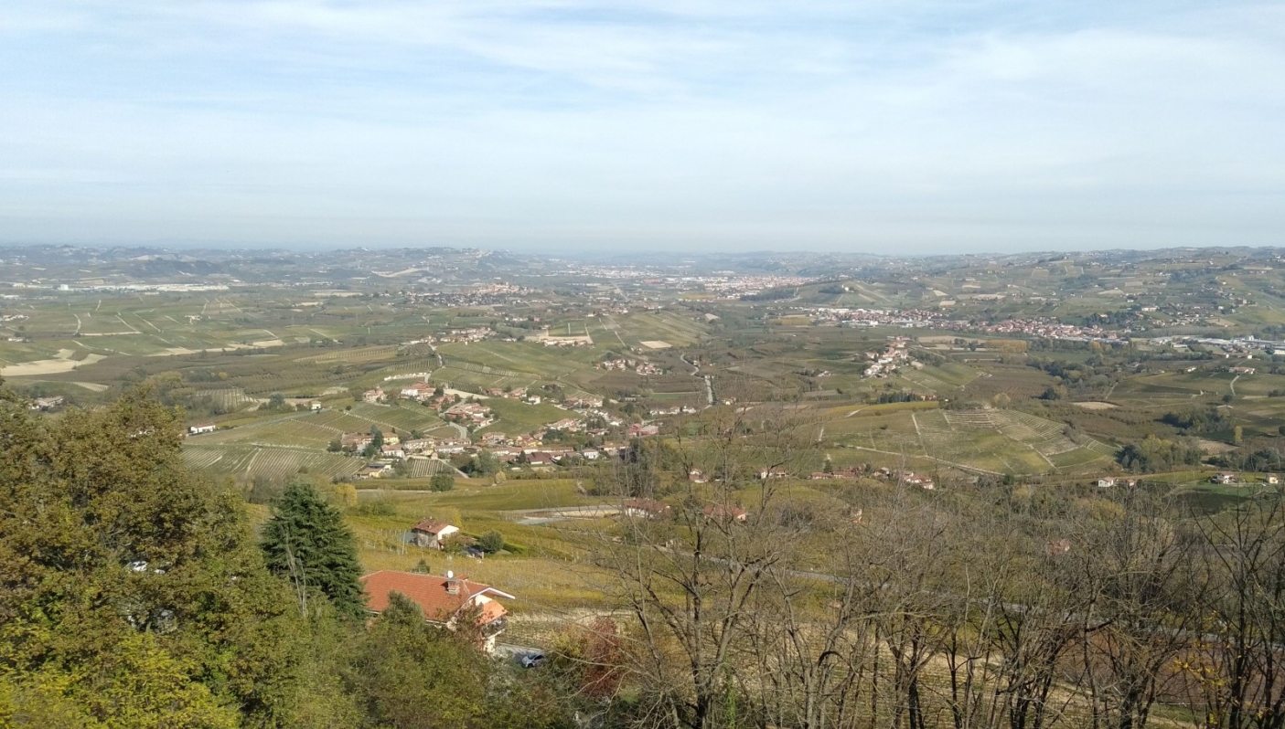 Le colline delle Langhe dal belvedere di La Morra  - Foto A.Paolini