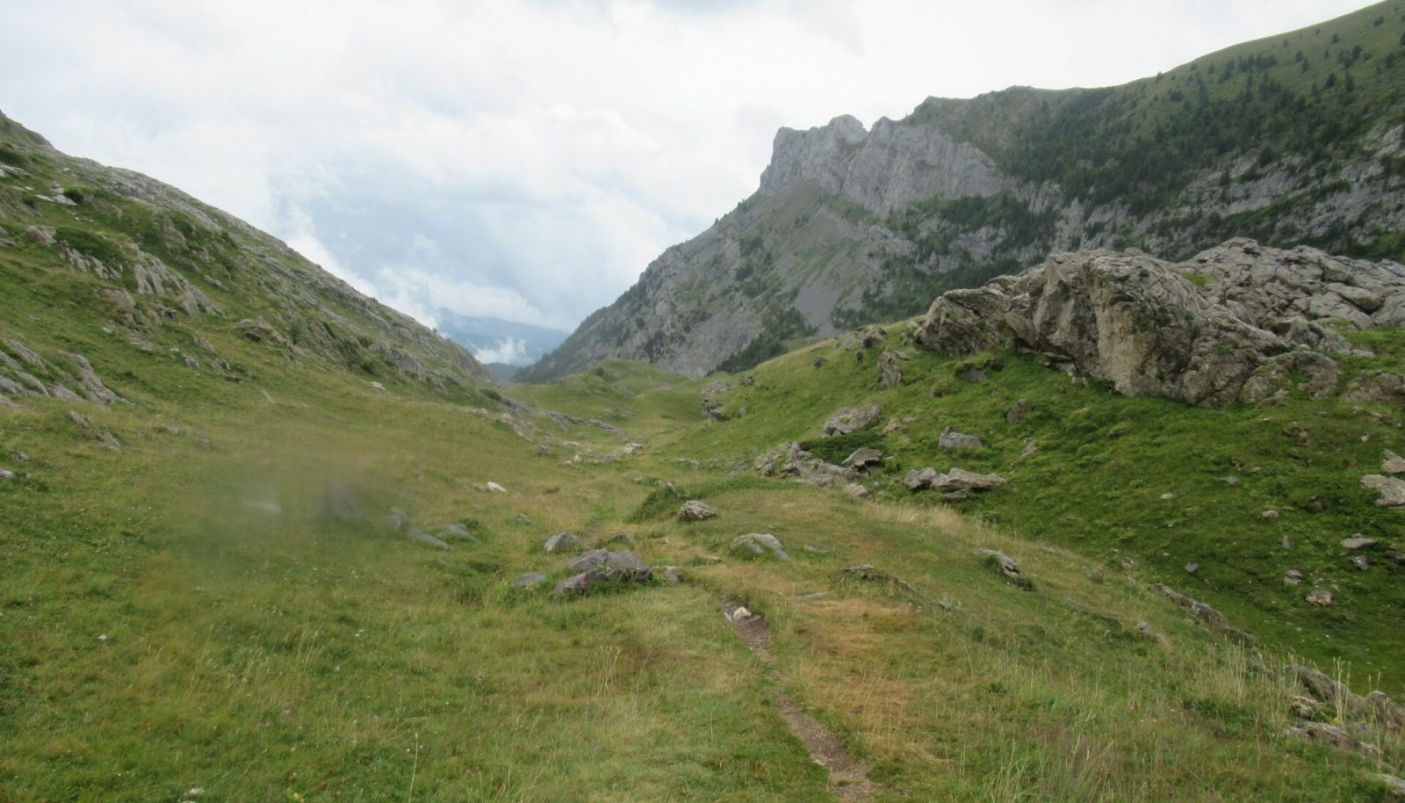 Sentiero del Vallone dei Maestri sopra Carnino Superiore verso cima Marguareis - Foto R. Vallarino 