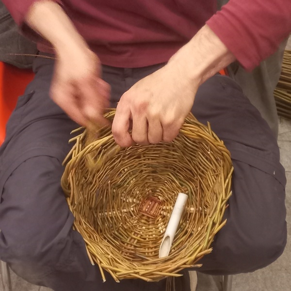 L'arte di intrecciare - Corso di cesteria