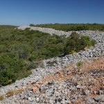Muro difensivo a Rocha da Pena (foto L. Giunti)