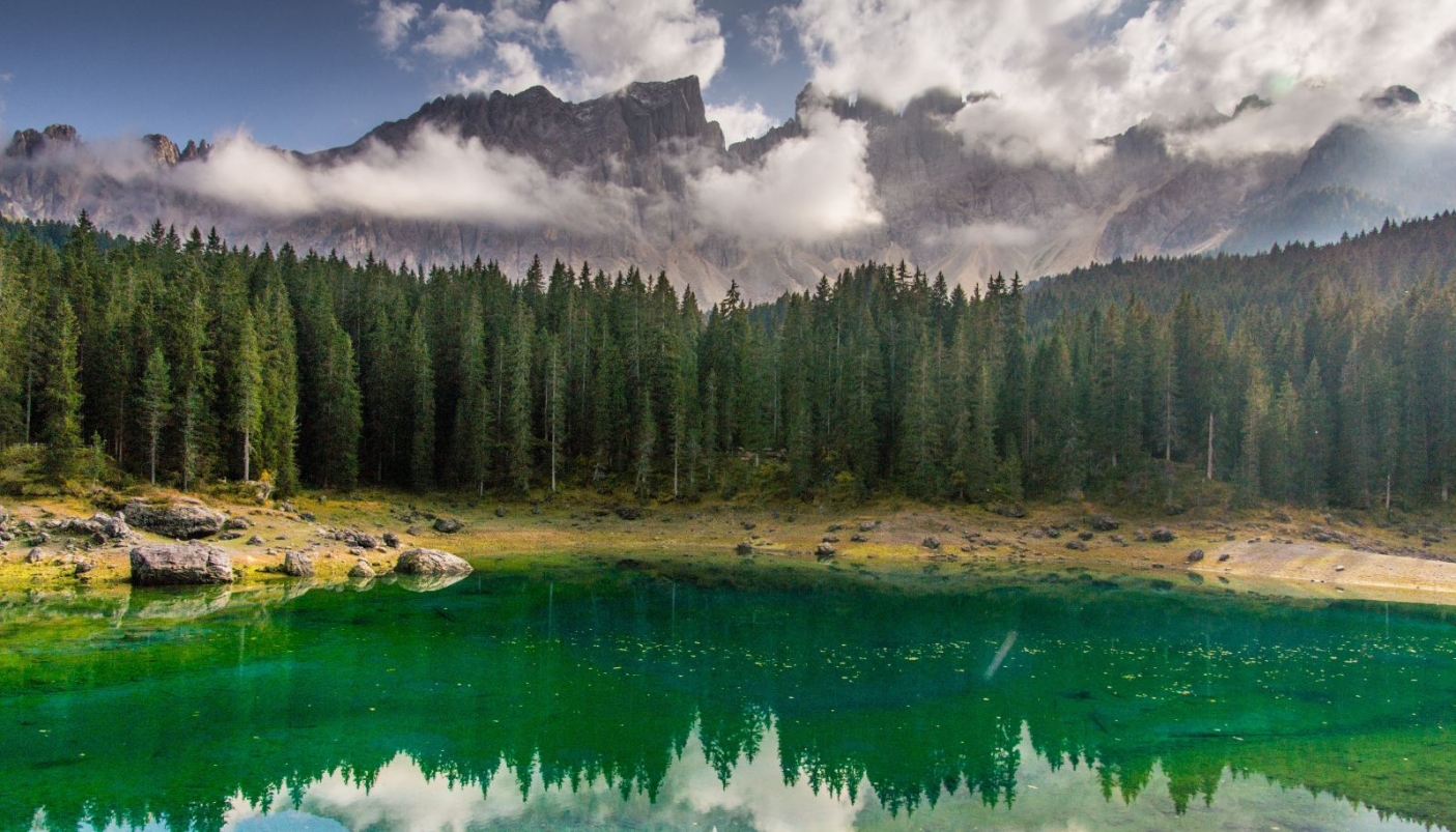 Paesaggio dolomitico, un habitat oggi a rischio per il cambiamento climatico - Foto Pixabay