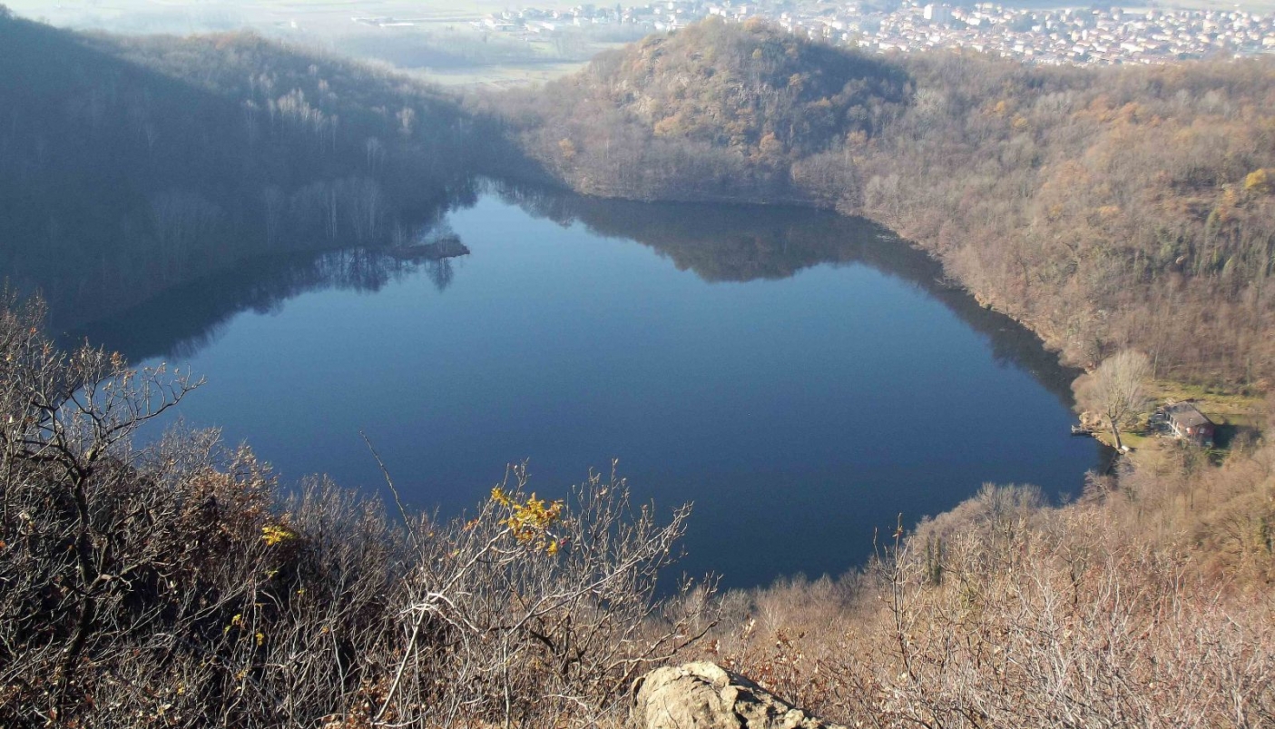 Il Lago Nero, uno dei cinque laghi di Ivrea  - Foto bdi Regione Piemonte