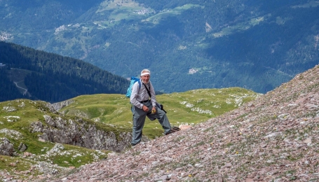 Cesare Lasen sulle sue amate Dolomiti bellunesi  - Foto p.g.c. Archivio PNDB