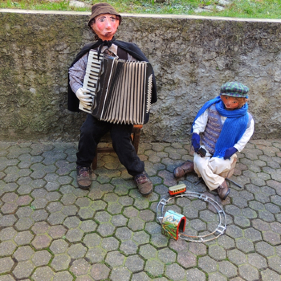 I suonatori animano la festa foto A.Molino
