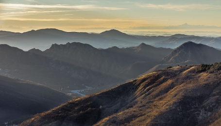 Panorama dal Valico di San Fermo - Foto Adriano Giraudo 